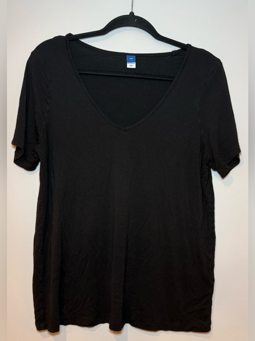 Old Navy Women's Luxe V-Neck Black Short Sleeve Tee Size Large